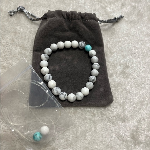 🔥Set of three unisex beaded stretch bracelets - Picture 2 of 4